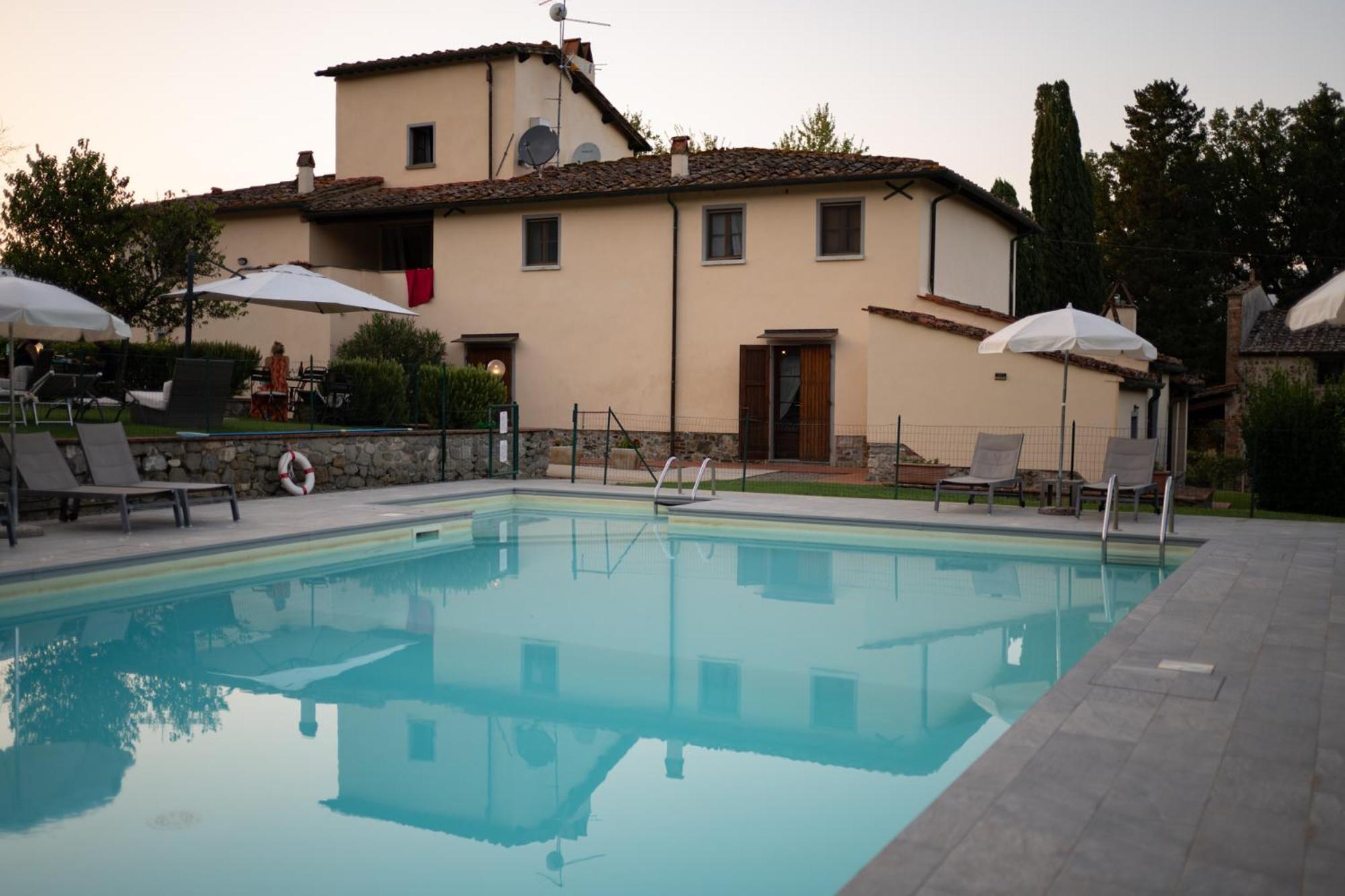 Borgo Santa Maria In Valle Laterina Exterior foto